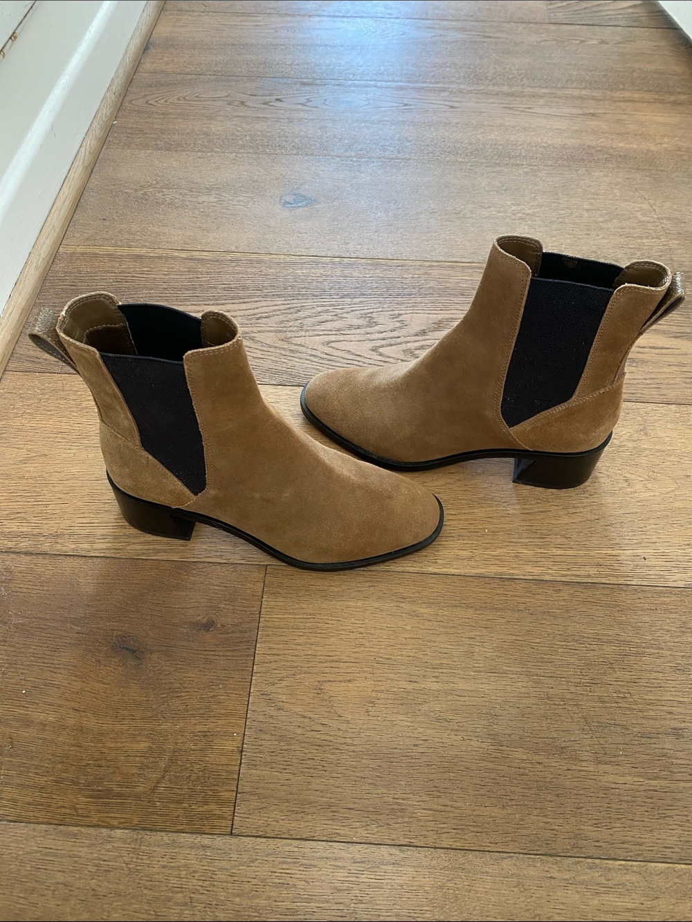 Dolce Vita Lianna Boots Brown Suede Pull On Chelsea Style Size 8 - Picture 8 of 10